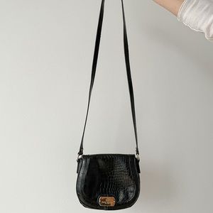 Vintage Tommy Hilfiger black crossbody